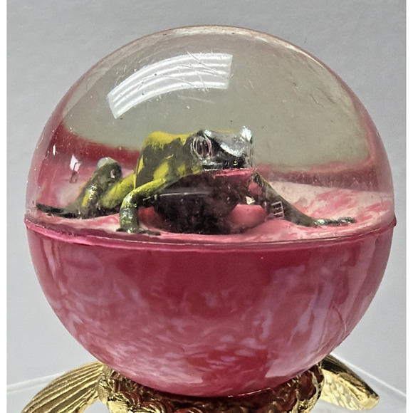 Vintage Pink Rubber Bouncy Ball Frog Inside Vending Machine Novelty Toy - Picture 2 of 14